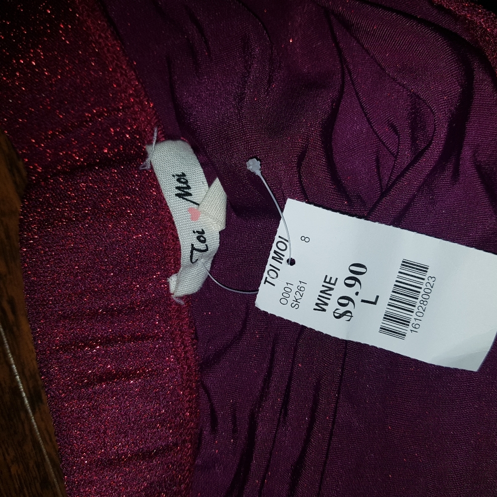 Two piece - Picture 3 of 4